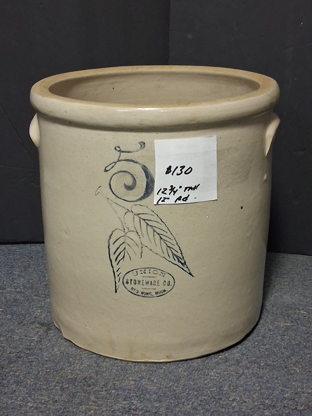 Red Wing Union Stoneware Co. Beige Salt-Glazed Crock with Blue Decoration